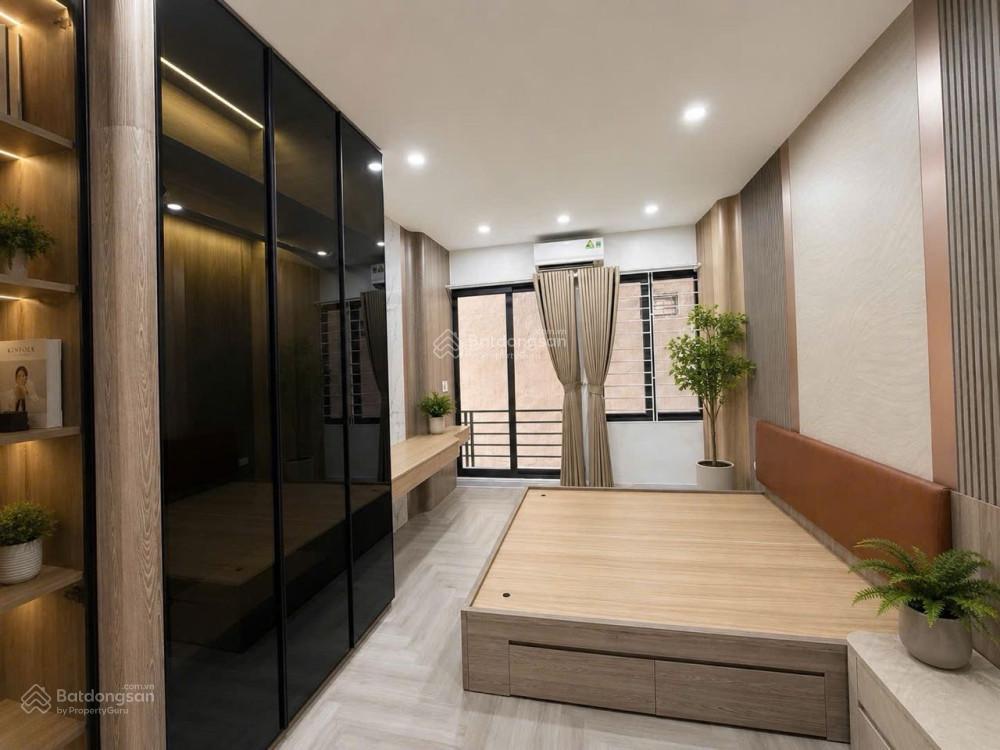 Nhà đẹp  trung tâm đống đa 30x5 tầng 9.65 tỷ  đủ nội thất  tiện ích