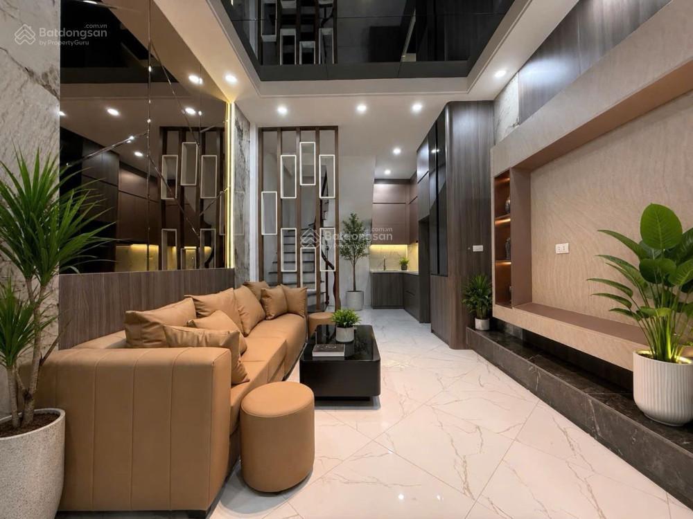 Nhà đẹp  trung tâm đống đa 30x5 tầng 9.65 tỷ  đủ nội thất  tiện ích