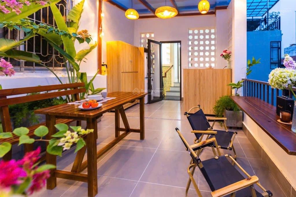 Kim mã 43m x5t  12,9 tỷ  nhà dân xây 8pn  ô chờ thang máy  ngõ nông gần phố lotte vincom
