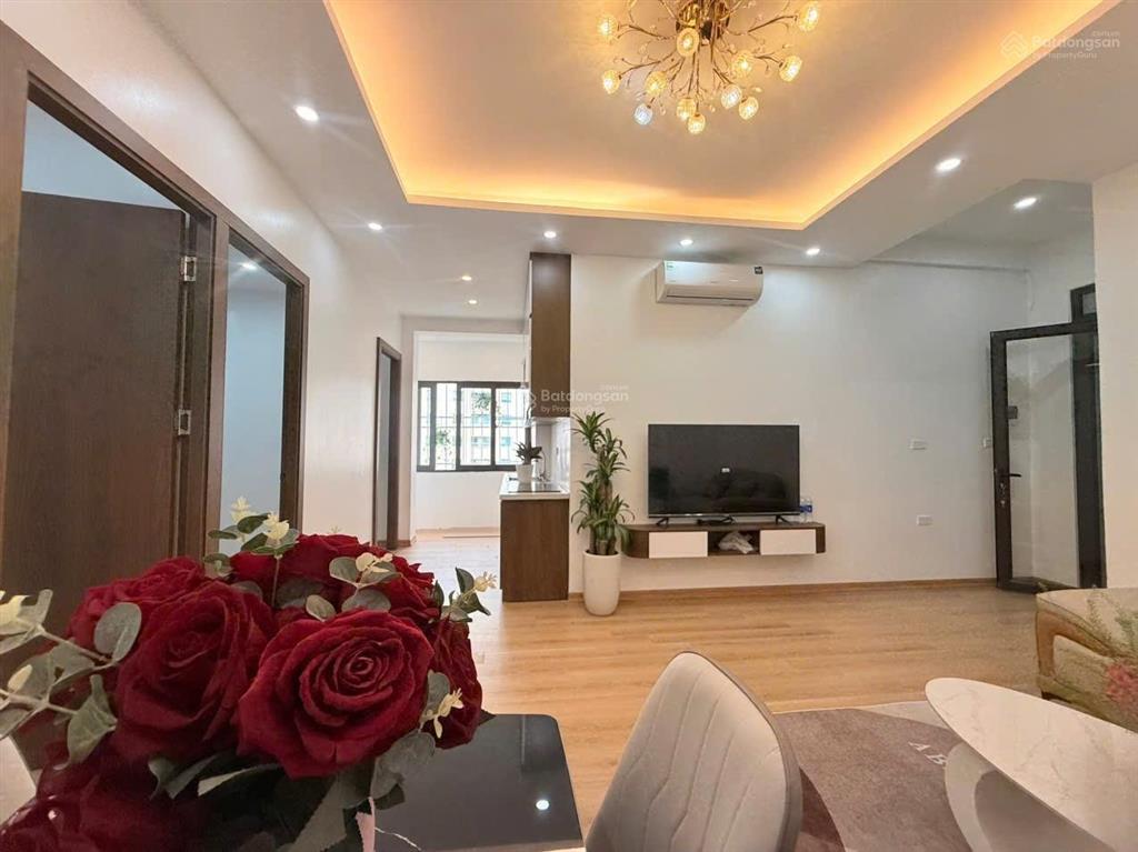 Chung cư 3 phòng ngủ  hiếm  chỉ 5,4 tỷ hoàng đạo thúy  sổ đỏ chính chủ