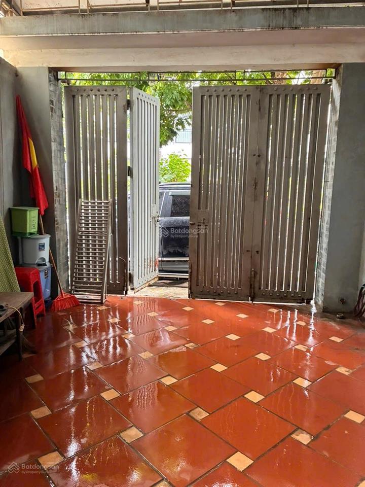 Cho thuê nhà riêng 80m2 có gara khu ngọc thụy