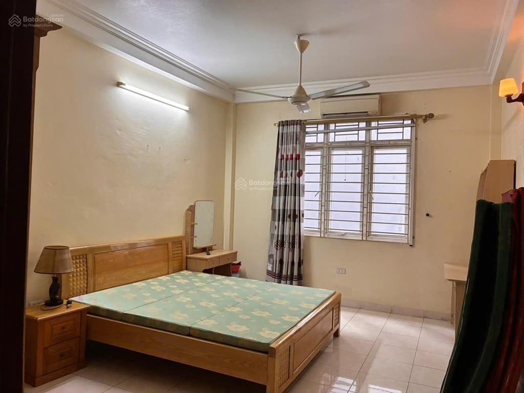 Cho thuê nhà riêng 80m2 có gara khu ngọc thụy