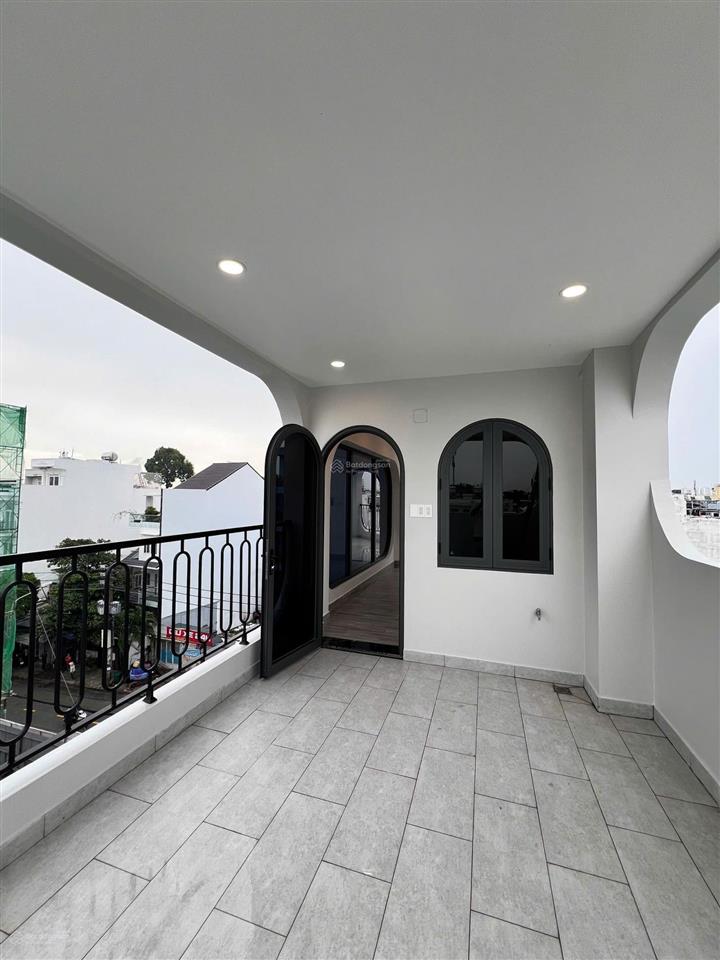Bán nhà đẹp mới xây thiết kế châu âu mặt tiền đường dương văn dương, sát aeon tân