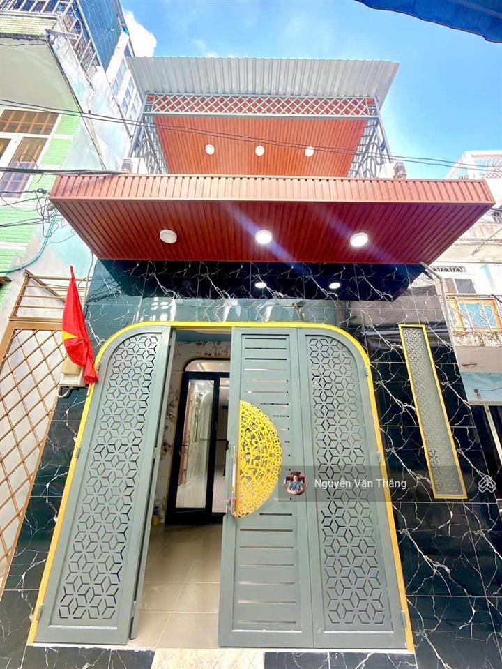 Bán nhà hẻm phường tân sơn nhì  diện tích 4x14m  đúc 2 tầng mới  giá tốt 6,8 tỷ
