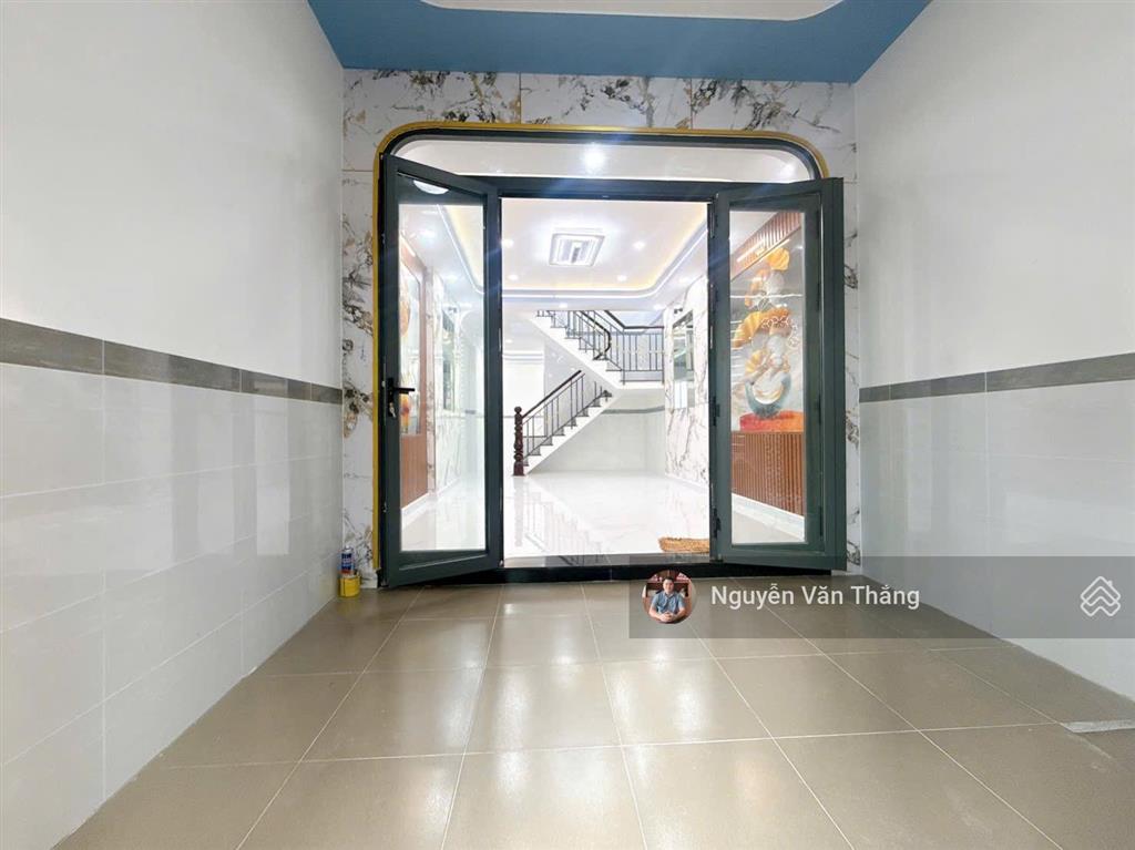 Bán nhà hẻm phường tân sơn nhì  diện tích 4x14m  đúc 2 tầng mới  giá tốt 6,8 tỷ