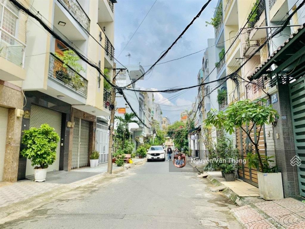 Bán nhà hẻm 8m có vỉa hè đường diệp minh châu  diện tích 4x16m  đúc 3 tầng  giá tốt 8,5 tỷ