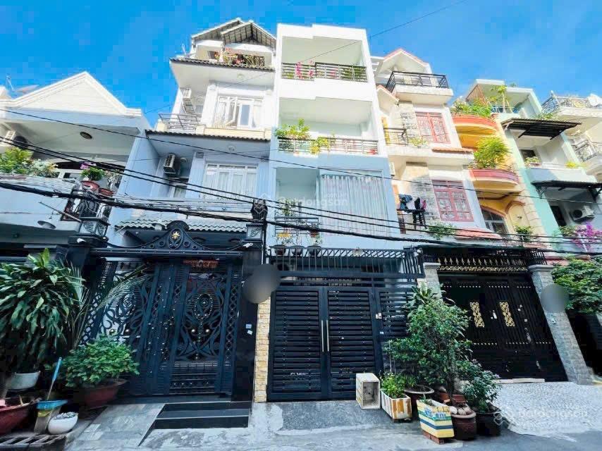 Bán nhà hẻm 8m khu vip đường gò dầu  diện tích 4x18m  đúc 4 tầng  giá tốt 9,5 tỷ