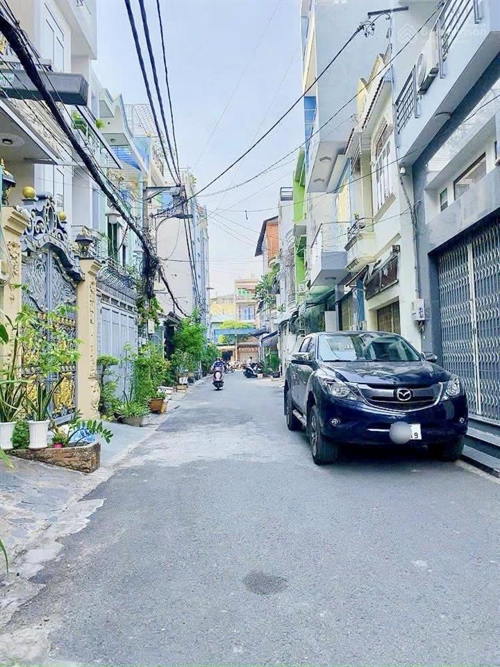 Bán nhà hẻm 8m khu vip đường gò dầu  diện tích 4x18m  đúc 4 tầng  giá tốt 9,5 tỷ