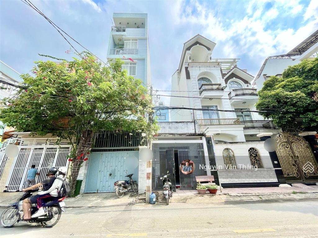 Bán nhà mặt tiền đường nguyễn trường tộ, p.tân thành  dt 4x18m vuông vức  giá tốt 10,5 tỷ