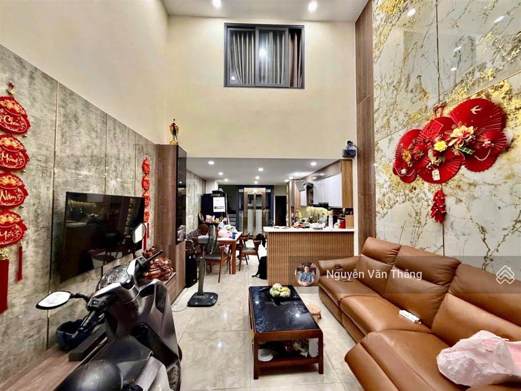 Bán nhà đường gò dầu  đúc 5 tầng  có thang máy  giá tốt 7,5 tỷ