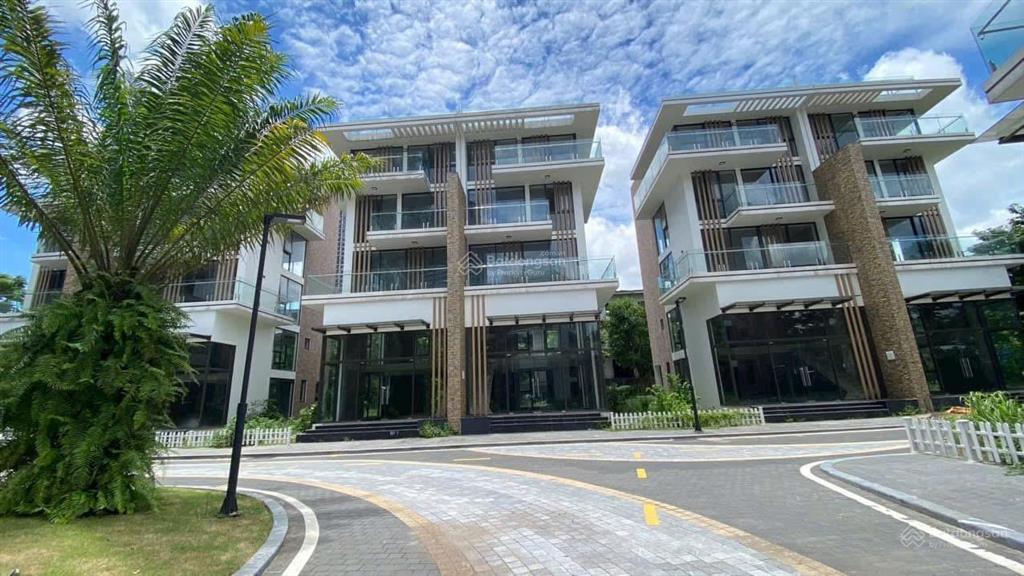 Bán biệt thự góc rừng thông ecopark, dt 140m2