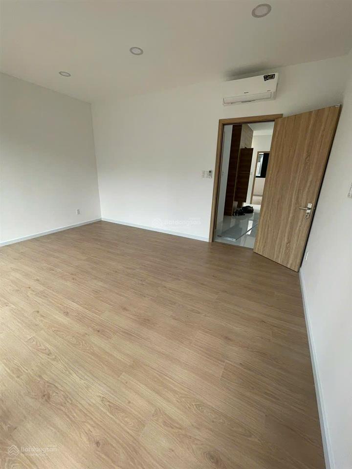 Bán shophouse soho  the global city, 32 tỷ, 95m2, view đẹp
