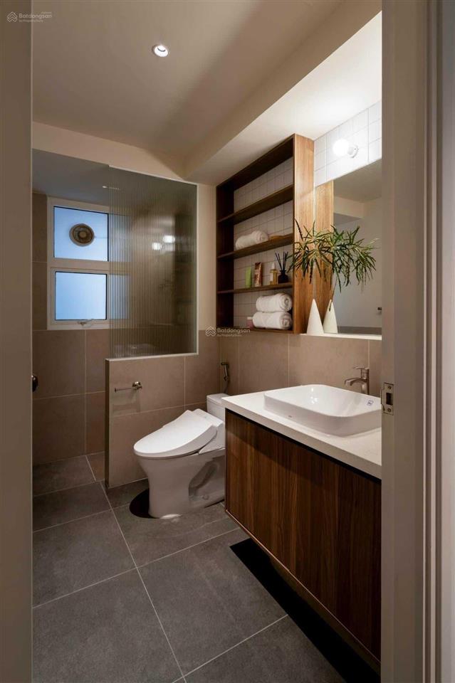 Bán gấp căn hộ cao cấp 2pn2wc the grand manhattan novaland 100 cô giang quận 1 12tỷ8  0965 645 ***