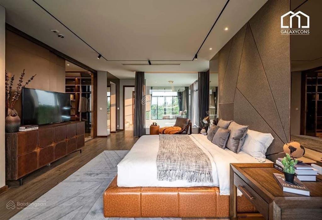 Tôi cần bán grand marina saigon 2pn 92m2 giá 28 tỷ khách nào cần mua  trực tiếp