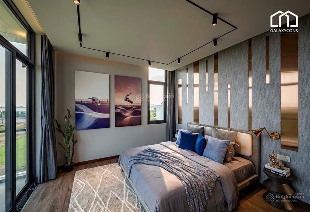 Tôi cần bán grand marina saigon 2pn 92m2 giá 28 tỷ khách nào cần mua  trực tiếp