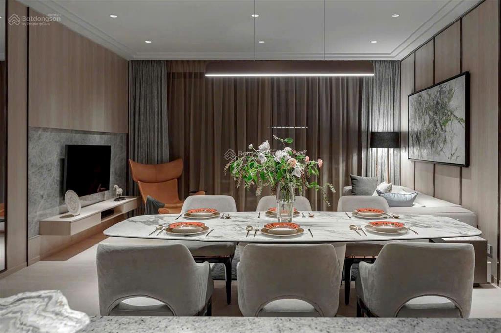 Bán căn hộ 4pn, 3wc tại triton crown phú mỹ hưng, giá thỏa thuận, 360m2, view đẹp