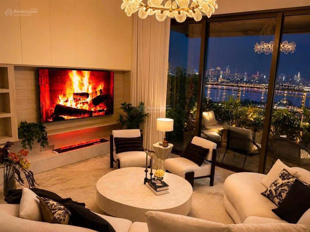 Chuyển công tác hà nội cần bán căn hộ hạng sang the regency hồ bán nguyệt 134m2 24,5  0965 645 ***