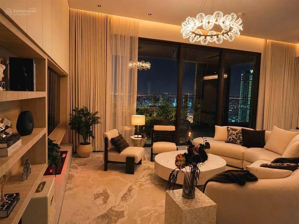 Chuyển công tác hà nội cần bán căn hộ hạng sang the regency hồ bán nguyệt 134m2 24,5  0965 645 ***