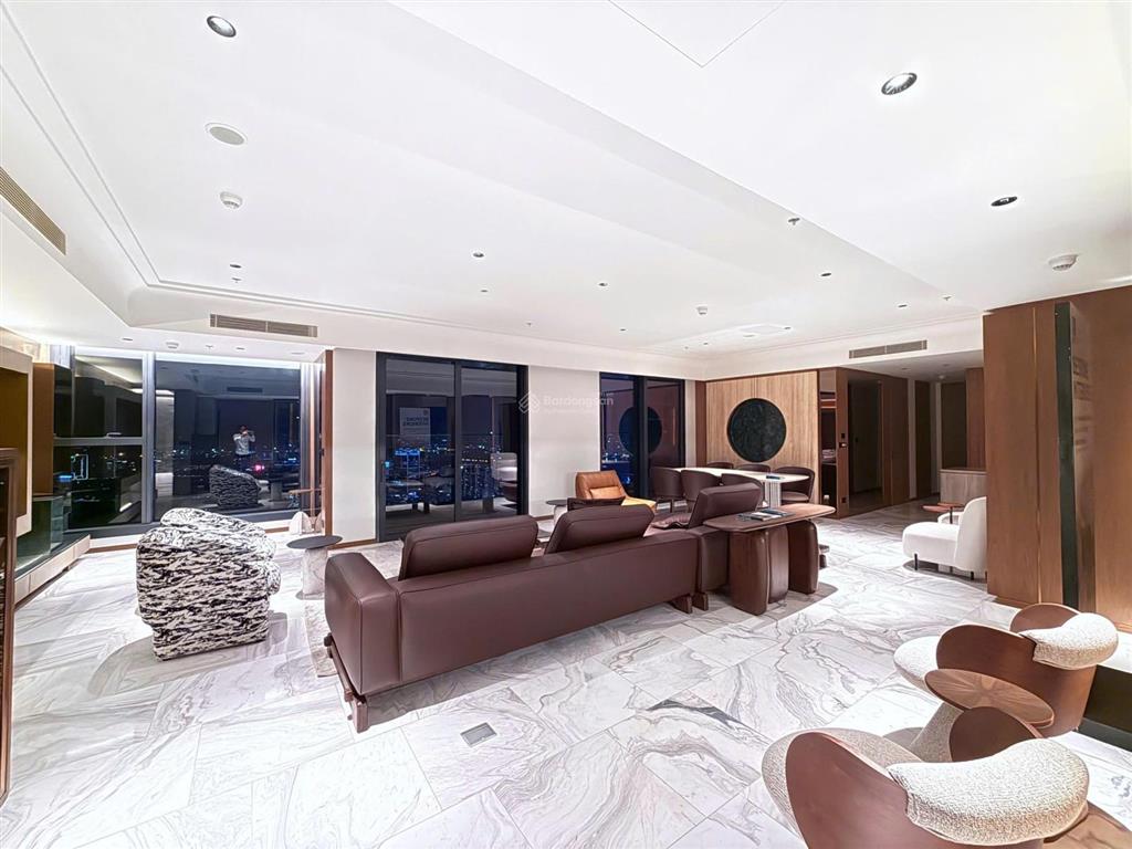Chính chủ cần bán nhanh căn hộ hạng sang 3pn 118m2 the regency phú mỹ hưng giá 19 tỷ 0965 645 ***