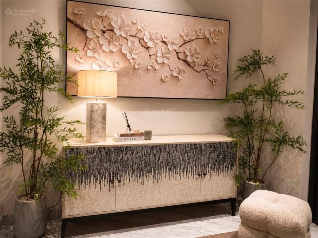 Chuyển công tác cần bán căn penthouse midtown phú mỹ hưng quận 7 272m2 giá 35,5 tỷ, miễn trung gian