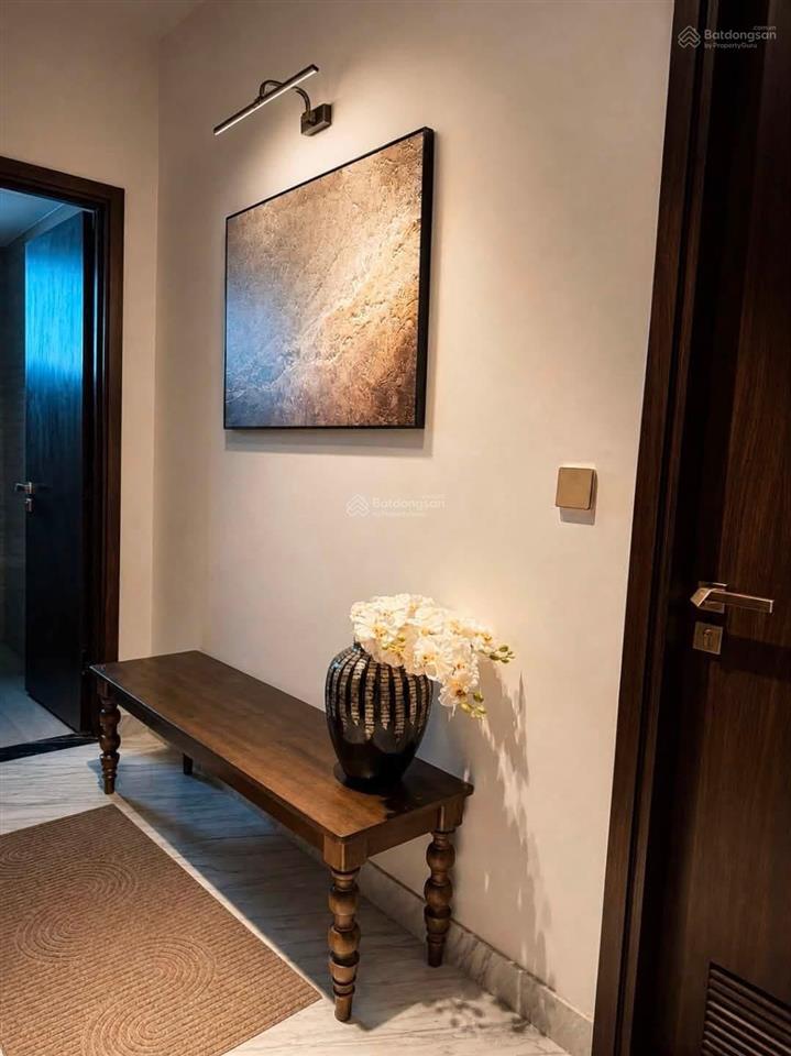 Chuyển công tác cần bán căn penthouse midtown phú mỹ hưng quận 7 272m2 giá 35,5 tỷ, miễn trung gian