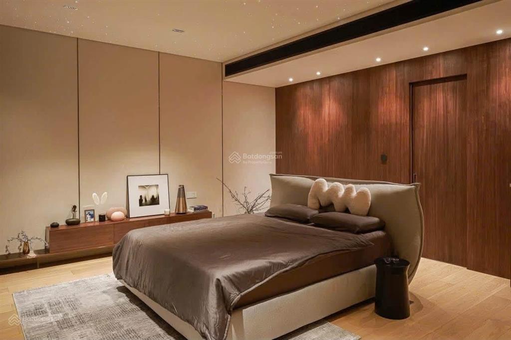 Tôi cần bán chính chủ căn hộ cao cấp midtown phú mỹ hưng 135m2 14,5tỷ  chính chủ 0965 645 ***