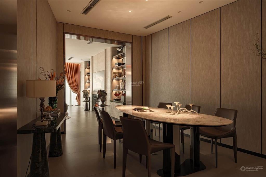 Không ở nên tôi cần bán căn hộ cao cấp green valley phú mỹ hưng 3pn2wc 120m2 giá 8,8 tỷ chính chủ