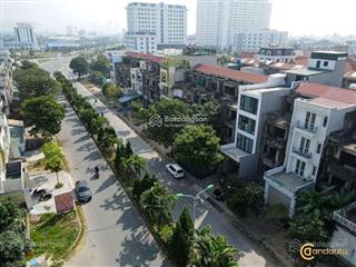 Cho thuê liền kề view công viên tại vân canh, thuận tiện kinh doanh