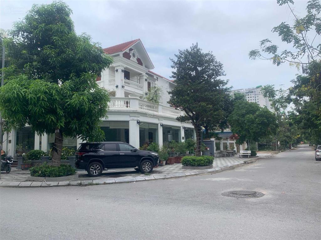 Cho thuê kho xưởng ở kđt vân canh hud hoài đức, dt 650m2.  0945 181 ***