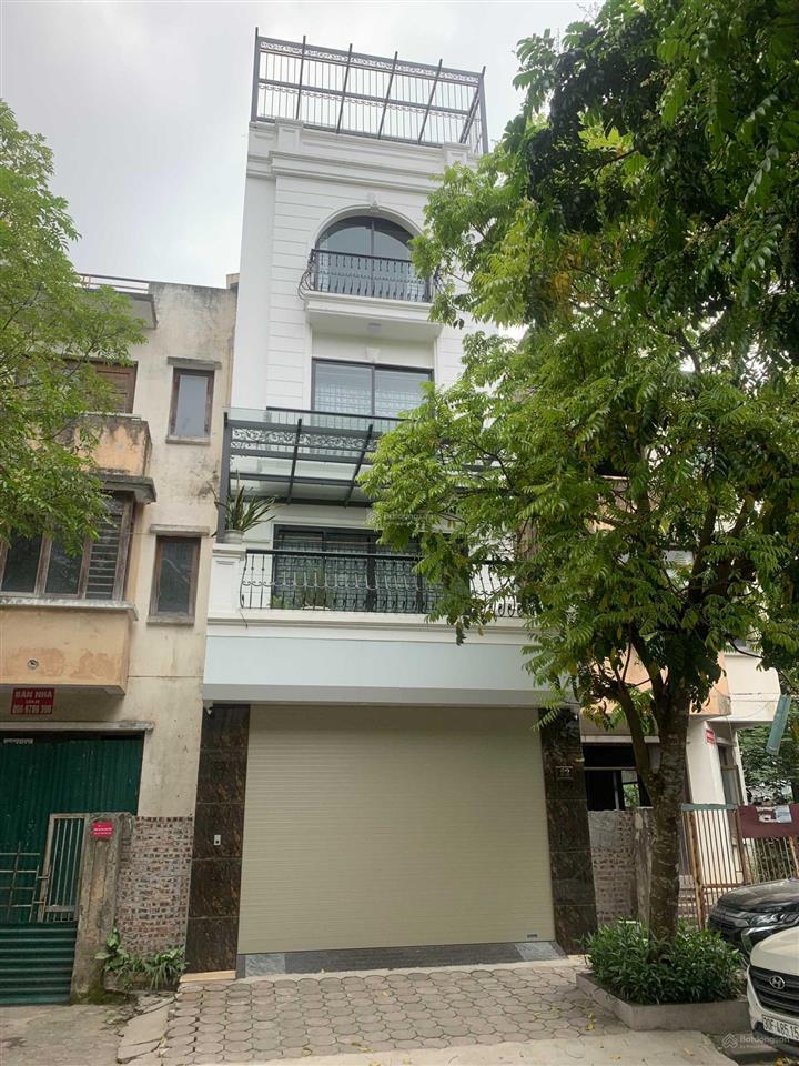 Cho thuê căn liền kề hoàn thiện tại kdt hud vân canh  hoài đức  hà nội.  0945 181 ***
