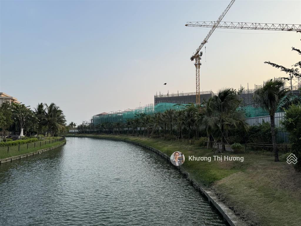 Nhà liền kề 2 mặt thoáng view kênh khu biệt lập mizuki park