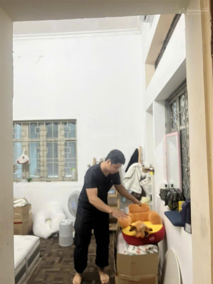 Cho thuê bt 70m2, 13 triệu/th, 5pn tại số 8 ngõ 110 văn quán, hà đông