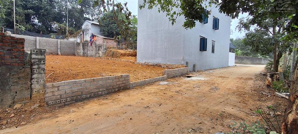 Chính chủ bán nhanh 320m2 đất gần khu cn cao hòa lạc, đường ô tô tránh, mặt tiền 10m, giá 3,x tỷ