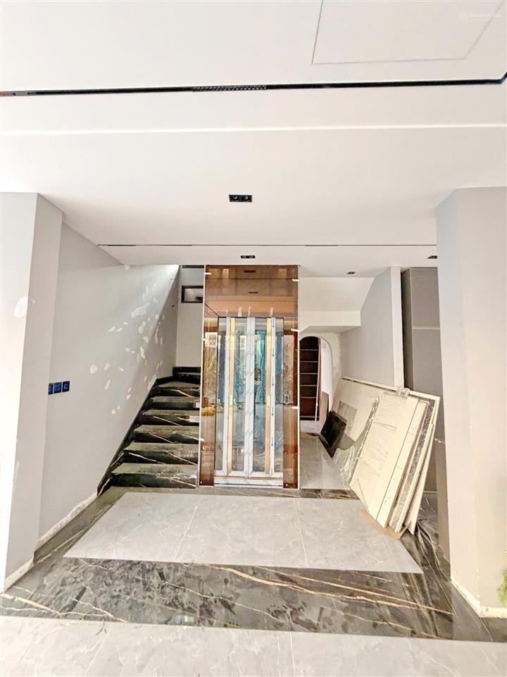 Vip  biệt thự vừa hoàn thiện 3 tầng đẹp kdc tân quy đông q7 giá 52 tỷ