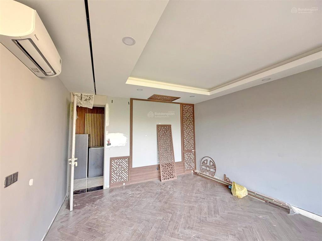 Vip  biệt thự vừa hoàn thiện 3 tầng đẹp kdc tân quy đông q7 giá 52 tỷ