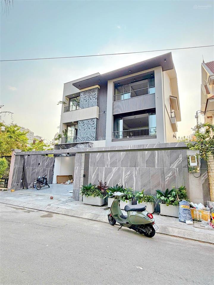 Vip  biệt thự vừa hoàn thiện 3 tầng đẹp kdc tân quy đông q7 giá 52 tỷ