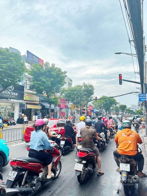 Siêu góc 98,3m2 mt nguyễn thị thập q7  xd hầm, trệt, lững, 5 lầu