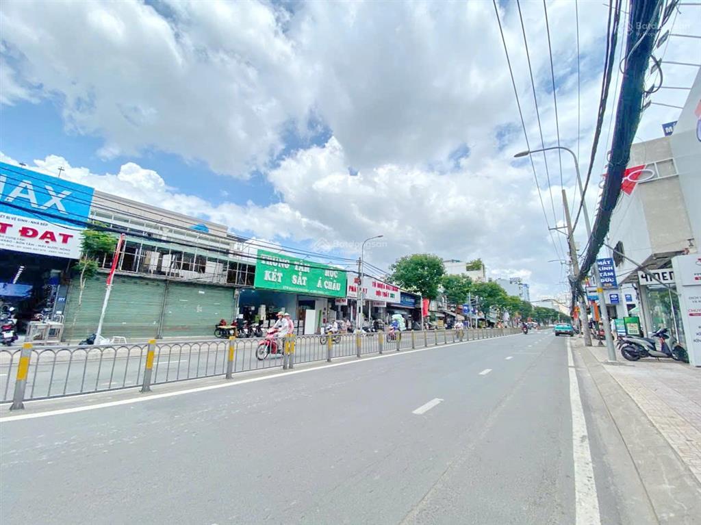 Nhà mtkd nguyễn thị thập quận 7, 36 tỷ, 94.5m2  qhxd 7 tầng