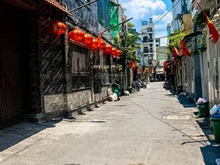 Ngộp  nhà 3 tầng, 83.8m2 hẻm 502 huỳnh tấn phát quận 7 giá 9 tỷ