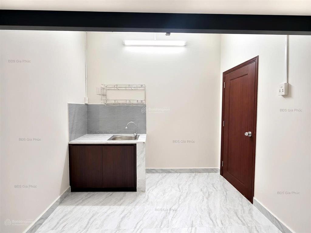 Bán nhanh nhà 2 tầng, full nội thất hẻm kc76 huỳnh tấn phát q7 6,25 tỷ