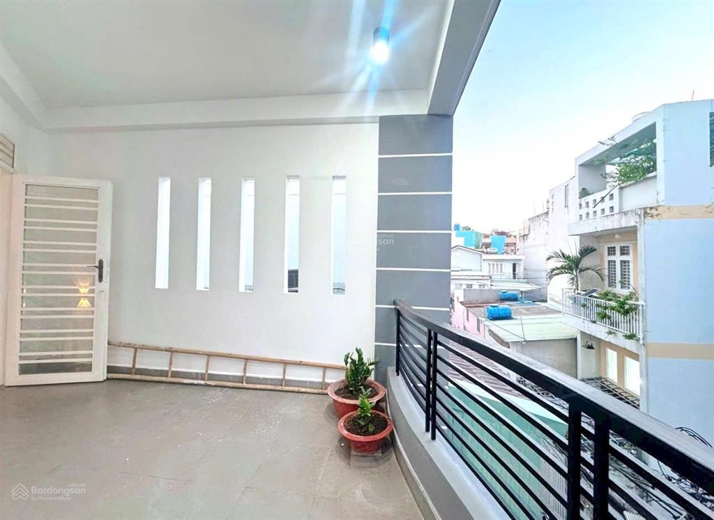 Nhà 3 tầng 3 pn hẻm 1135 huỳnh tấn phát q7 giá 5,6 tỷ (tl)