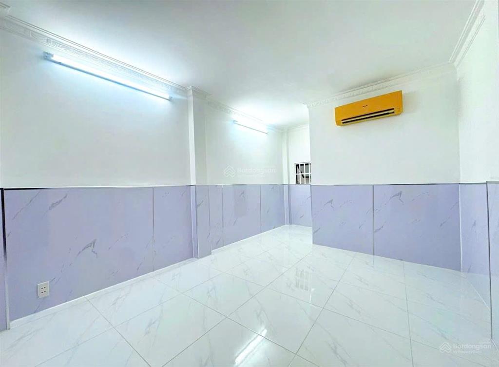 Nhà 3 tầng 3 pn hẻm 1135 huỳnh tấn phát q7 giá 5,6 tỷ (tl)