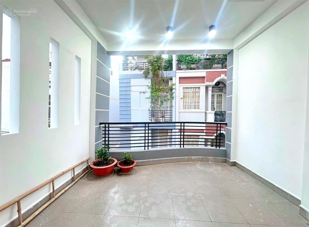 Nhà 3 tầng 3 pn hẻm 1135 huỳnh tấn phát q7 giá 5,6 tỷ (tl)