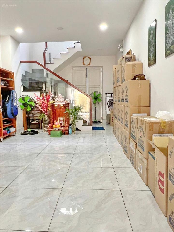 Ngộp  ra nhanh mặt tiền 5 tầng đường số chợ tân mỹ q7 giá 12,99 tỷ