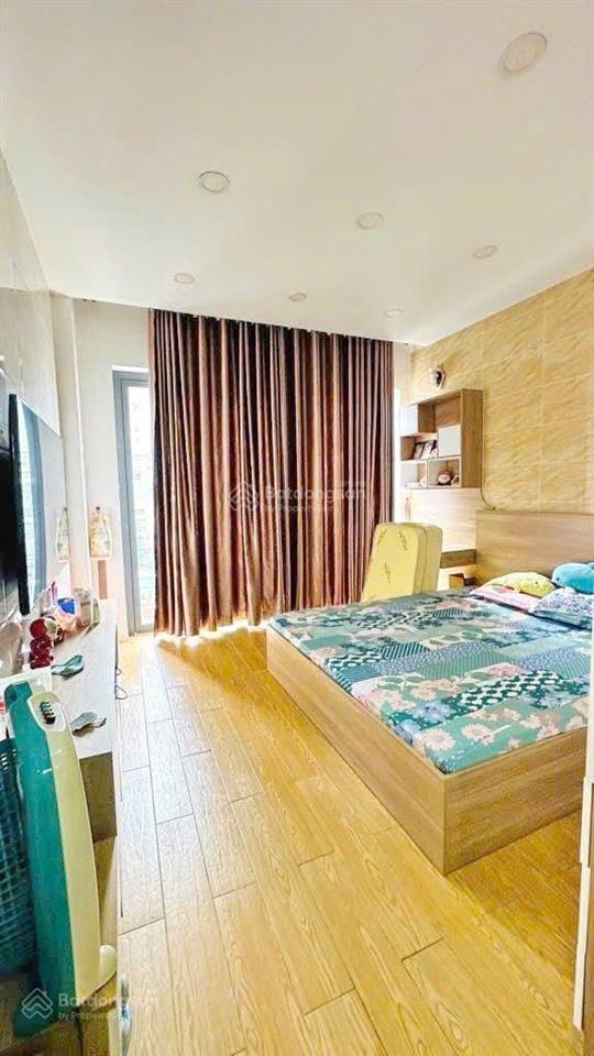 Ngộp  ra nhanh mặt tiền 5 tầng đường số chợ tân mỹ q7 giá 12,99 tỷ