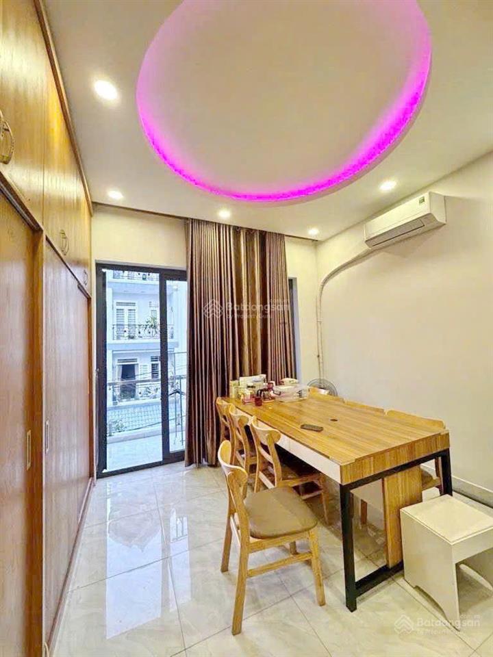Ngộp  ra nhanh mặt tiền 5 tầng đường số chợ tân mỹ q7 giá 12,99 tỷ