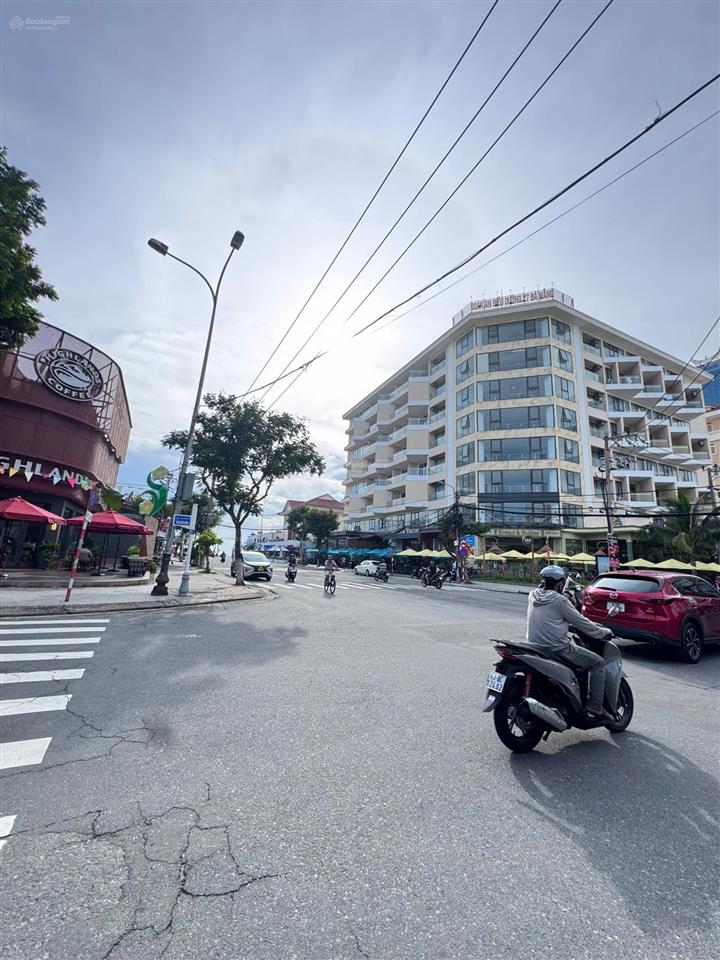 Bán đất đường 10m5 trần bạch đằng sát võ nguyên giáp, quận sơn trà 100m2 giá 26 tỷ