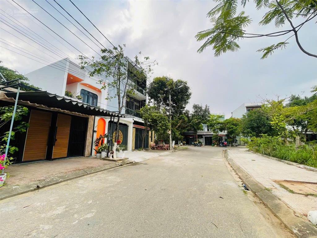 Bán đất mặt tiền quán khái 2 khu chợ non nước, đối diện công viên113m2 giá rẻ 5,2 tỷ