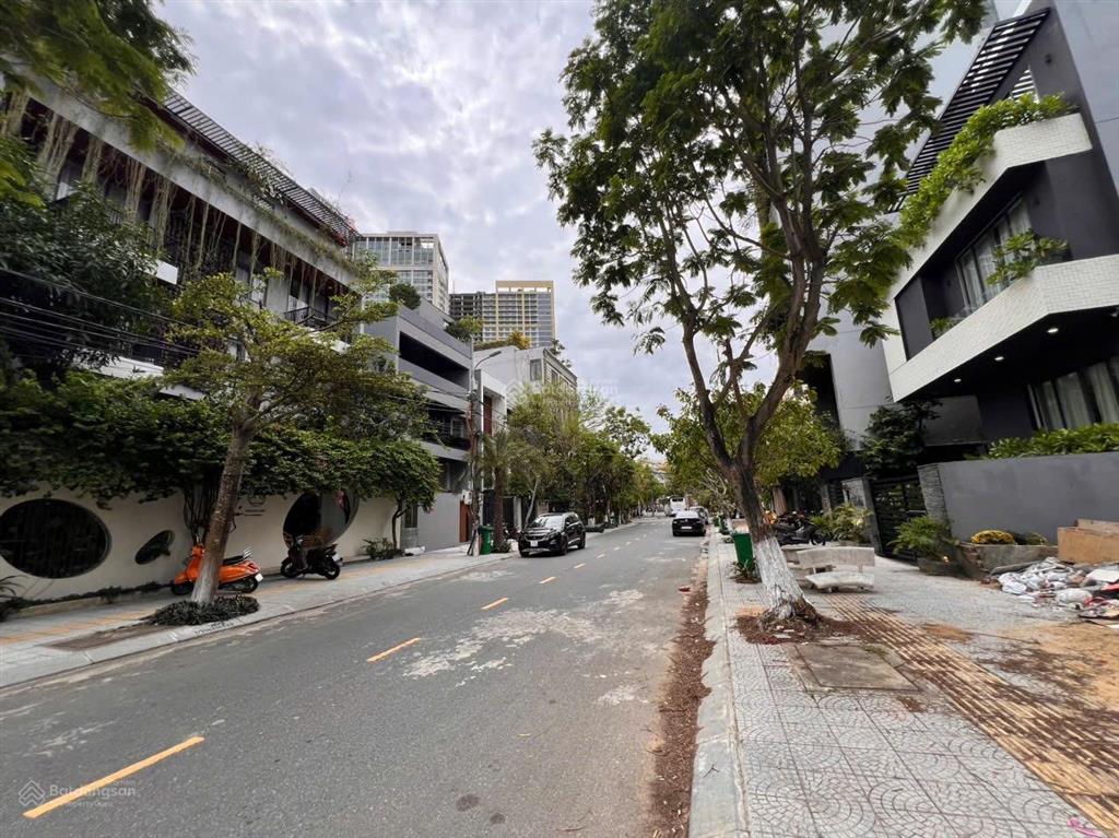 Bán lô đất biển đường 7m5 đỗ thế chấp, sơn trà 123,5m2 giá 23 tỷ tl