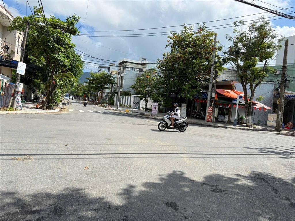 Bán lô đất biển 2 mặt tiền trước sau đường 7m5 phan bá phiến, sơn trà  giá 25 tỷ  236m²